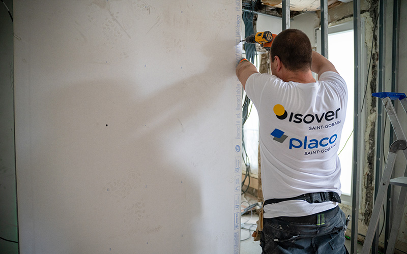 Placo® Multiconforts : une plaque de plâtre 4-en-1 pour la rénovation - Batiweb
